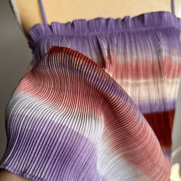 Madewell Texture Pleated Ombre Blouse - Picture 6 of 8